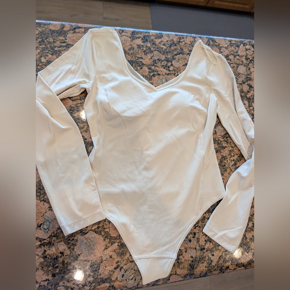 Lululemon Align bodysuit Nwot